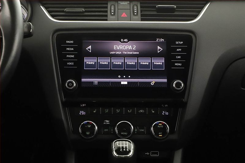 Škoda Octavia (2019) 1.5 TSI, Serv.kniha, Tempomat - fotka 9 z 13