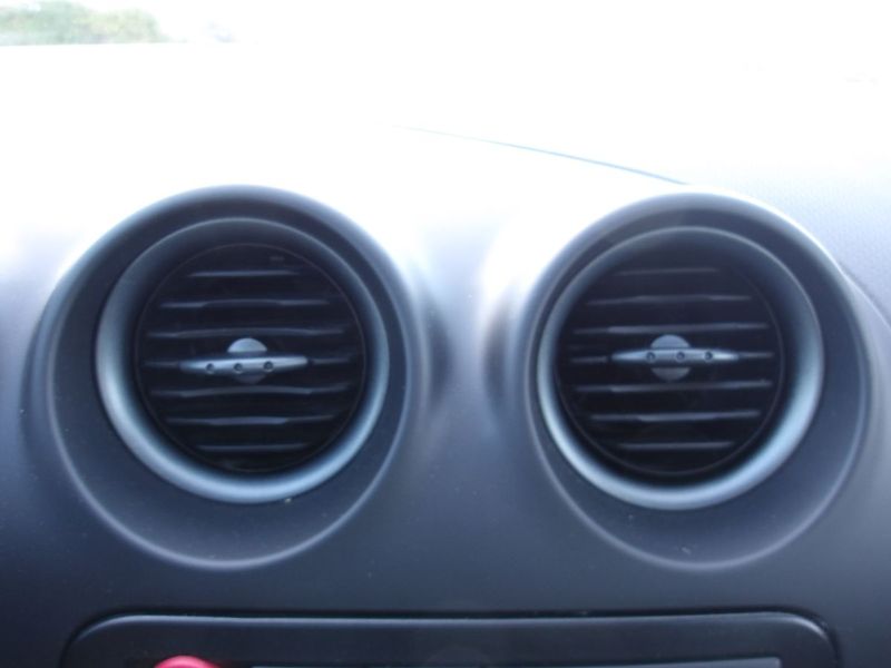 Seat Ibiza 1,2i ČR  2xKOLA ! NOVÁ STK ! - fotka 23 z 32