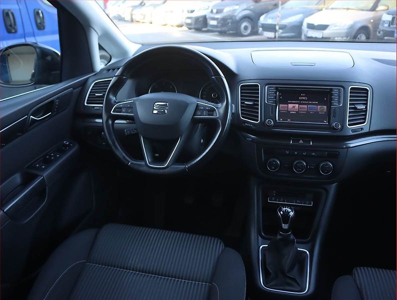 Seat Alhambra (2018) 2.0 TDI, 7 míst, Serv.kniha - fotka 7 z 21