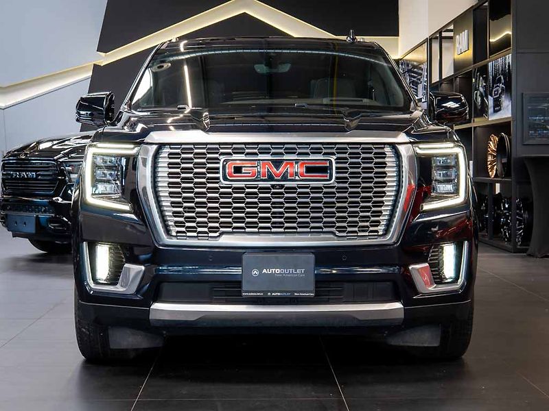 GMC Yukon (2021) 6.2 XL Denali Ultimate Air 4WD - fotka 12 z 44