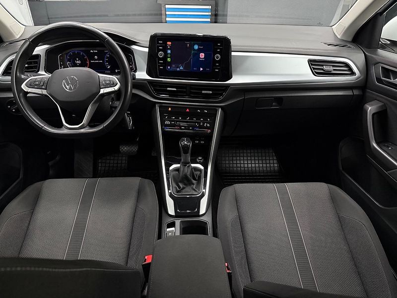 Volkswagen T-Roc (2022) 1.5 TSI Style DSG - fotka 15 z 27