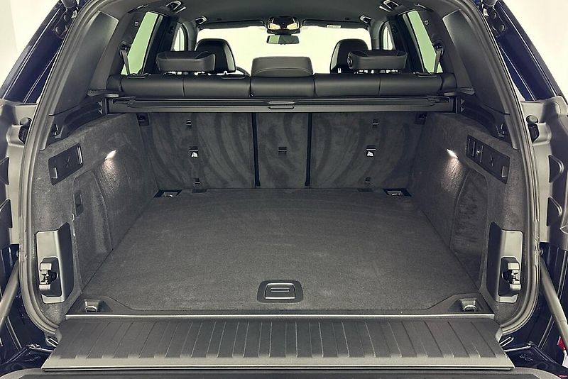 BMW X5 xDrive40d - fotka 11 z 28