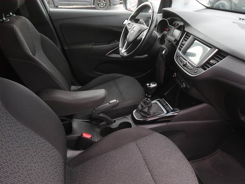 Opel Crossland X (2021) 1.2 Turbo, Serv.kniha - fotka 9 z 17