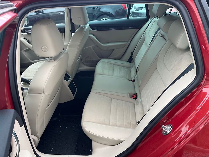 Škoda Octavia (2014) 1.4 TSi DSG Xenony - fotka 7 z 14