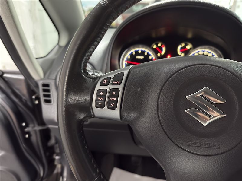 Suzuki SX4 1,6   VVT SPORT-LINE KEYLESS - fotka 10 z 35