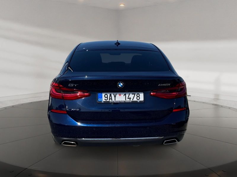 BMW Řada 6 (2023) xDRIVE GRAN TURISMO 640i 245kW - fotka 5 z 11