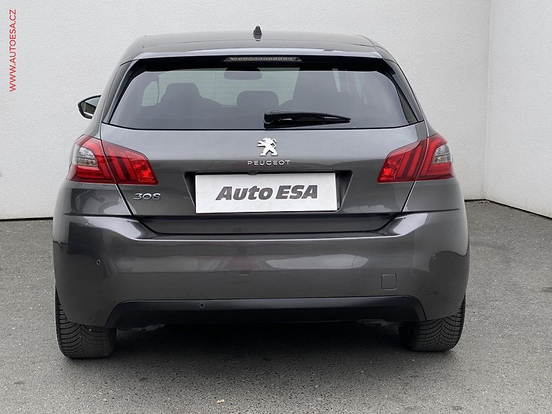 Peugeot 308 (2017) 1.2 PT, Allure, AT - fotka 5 z 16
