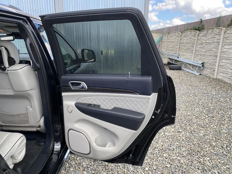 Jeep Grand Cherokee 3.0CRDi 4x4 SUMMIT EXTRA FULL! - fotka 125 z 181