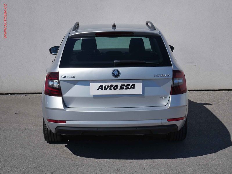 Škoda Octavia (2019) 1.8 TSi 4x4, ČR, Style, DSG - fotka 5 z 14