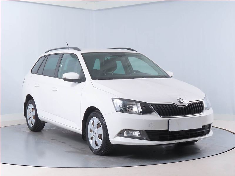 Škoda Fabia (2013) Monte Carlo 1.2 TSI - fotka 1 z 14