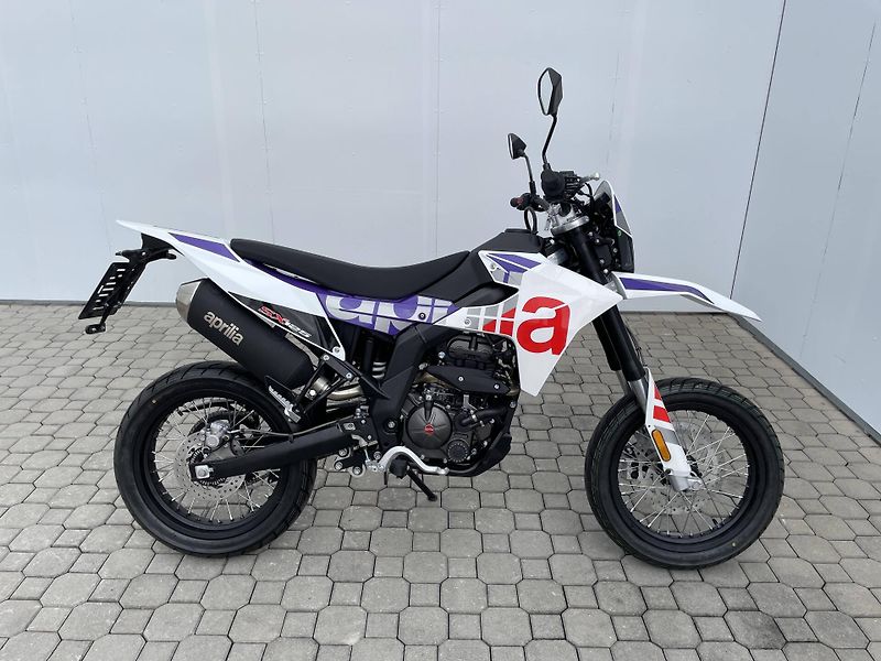 Aprilia (2026) SX 125 EU5+ - fotka 2 z 11