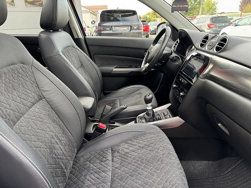 Suzuki Vitara (2023) 1.4i BoosterJet Allgrip ZÁRUKA - fotka 18 z 48