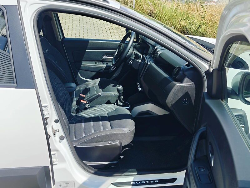 Dacia Duster (2021) 1,0 TCe 74 kW Prestige LPG - fotka 17 z 38