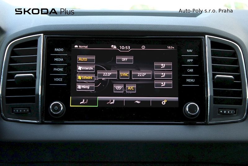 Škoda Karoq (2025) 1.5 TSI 110 kW Top Selection - fotka 20 z 25
