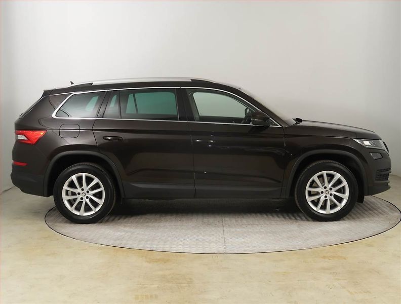 Škoda Kodiaq (2019) 2.0 TDI 4x4 - fotka 6 z 30