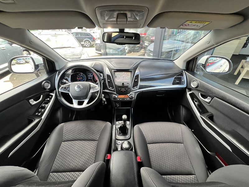 SsangYong Korando 2.0e-XGi NAVI KAMERA KLIMA - fotka 17 z 45