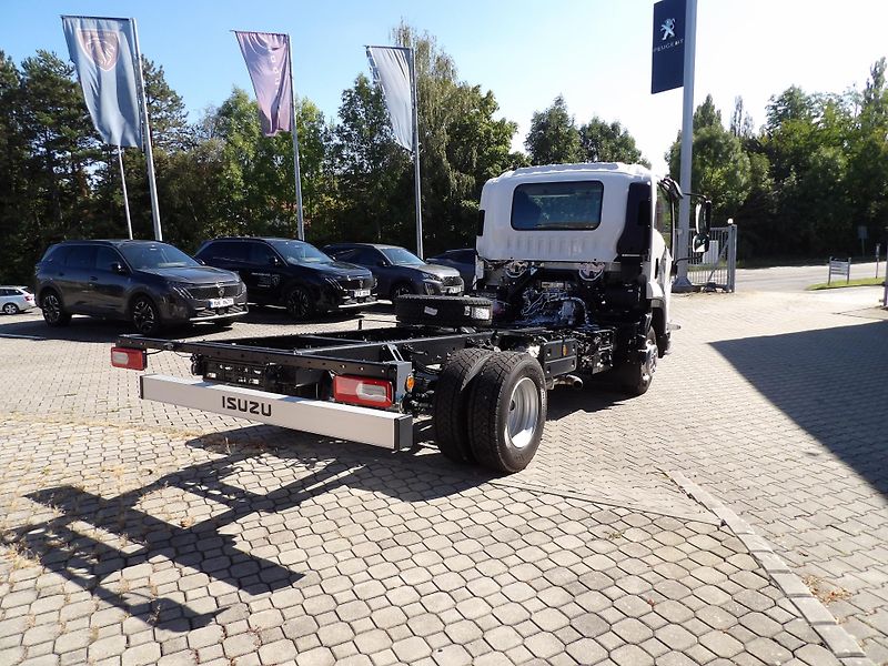 Isuzu F11 (2026) 5.2L, 240k, MT6,  - fotka 7 z 38