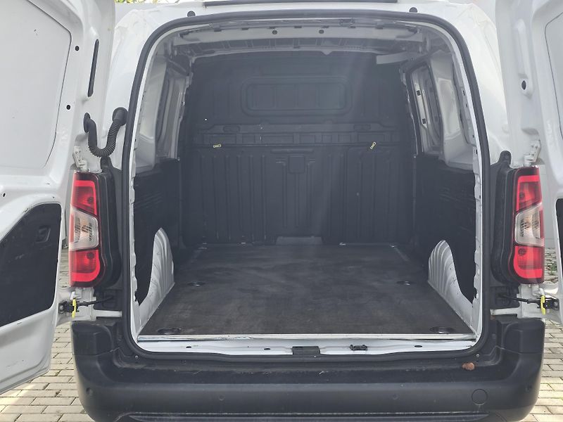 Opel Combo  VAN Enjoy 1,5 CDTI (96 kW) MA - fotka 5 z 7