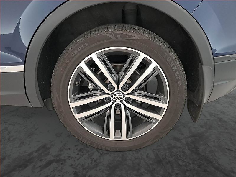 Volkswagen Tiguan (2019) 2.0 TDI, 4X4, Automat - fotka 15 z 17