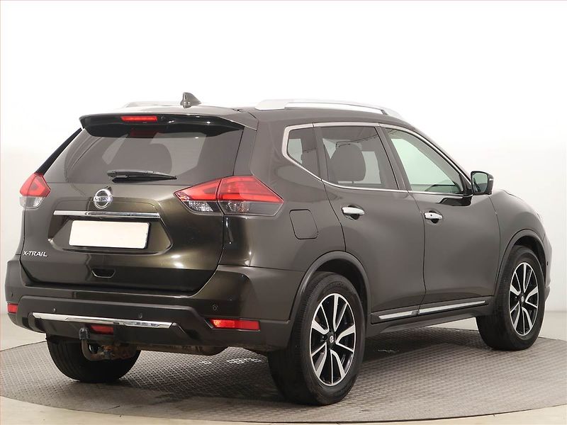 Nissan X-Trail (2017) 2.0 dCi, 4X4, Kůže, Navi - fotka 5 z 14