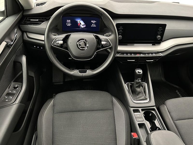 Škoda Octavia 1.5 TSI Ambition Plus - fotka 5 z 24