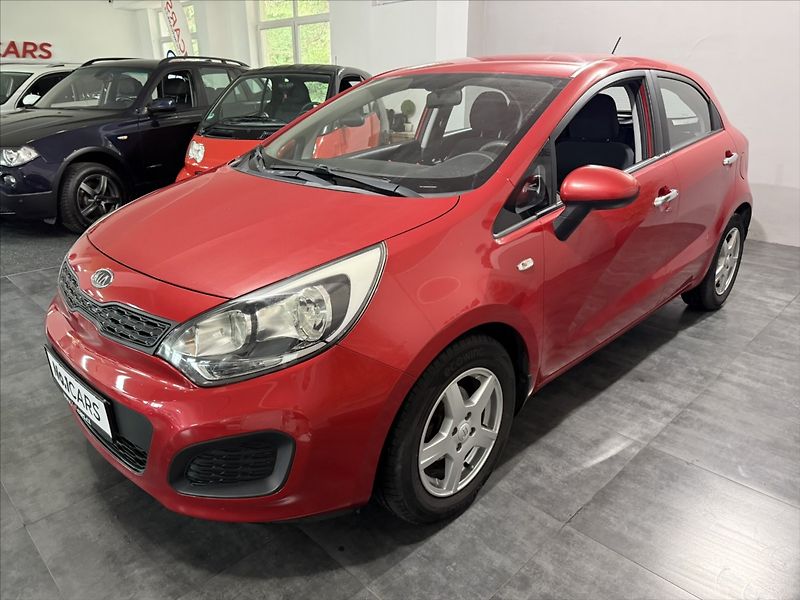 Kia Rio 1,3   i KLIMA HEZKÝ STAV ALU - fotka 3 z 24