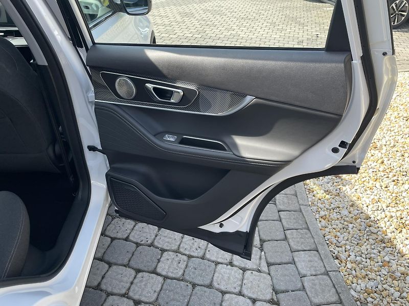 Chery Tiggo 7 PHEV (2026) PHEV FAMILY EDITION! - fotka 19 z 23