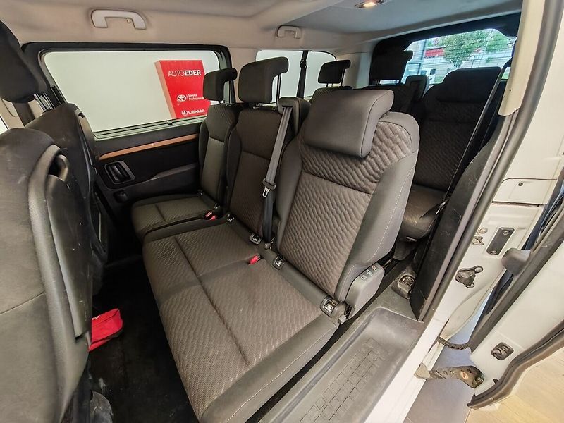 Toyota ProAce Verso Family Comfort - fotka 13 z 33