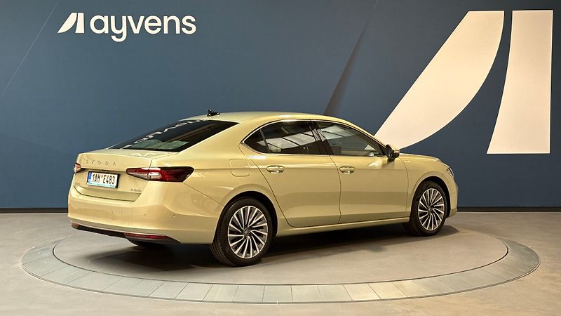 Škoda Superb 1.5 TSI 110kW ACT L&K DSG - fotka 2 z 19
