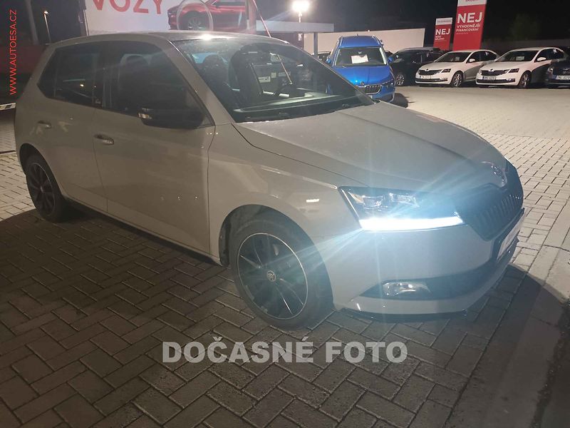 Škoda Fabia (2020) 1.0TSi, ČR, Monte Carlo, LED - fotka 1 z 3