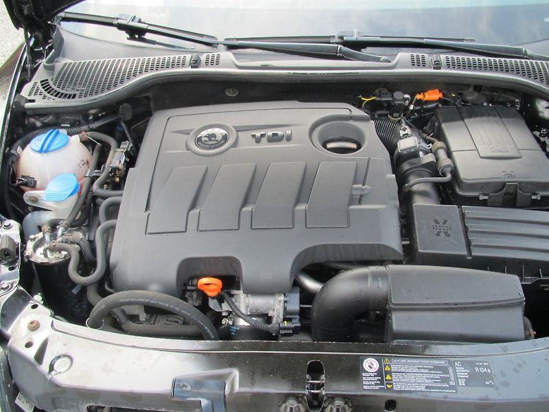 Škoda Octavia 1.6 TDI - fotka 18 z 18