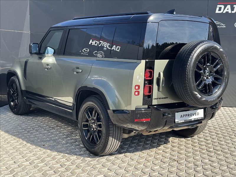 Land Rover Defender 3,0 110 D250 X-Dynamic SE ČR D - fotka 6 z 31