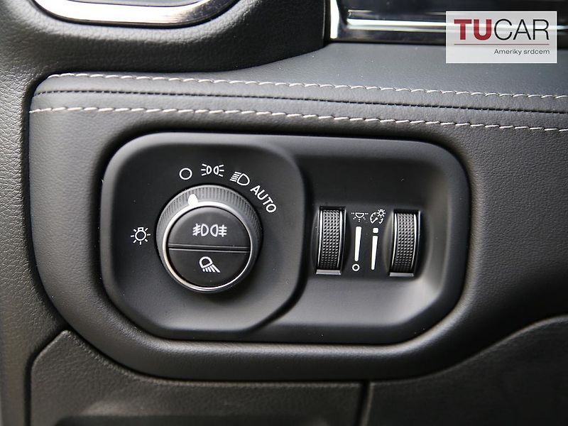 RAM 1500 (2025) Limited 3.0 I6 550hP - fotka 50 z 54