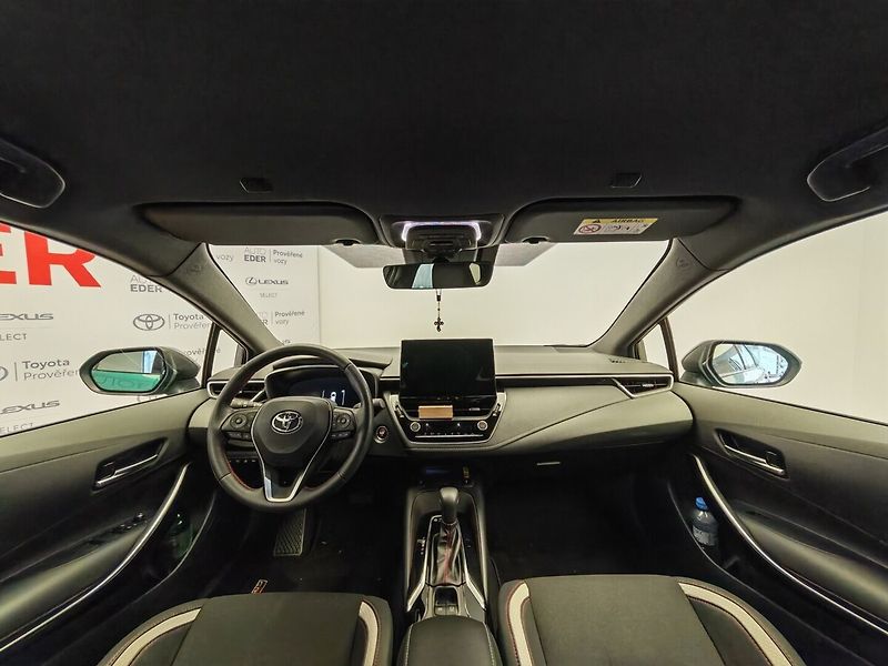 Toyota Corolla 1.8 Hybrid e-CVT GR Sport Tour - fotka 12 z 32