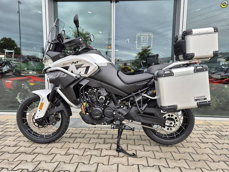 CFMOTO 800 MT (2026) Explore ES - AKČNÍ CENA - fotka 8 z 45