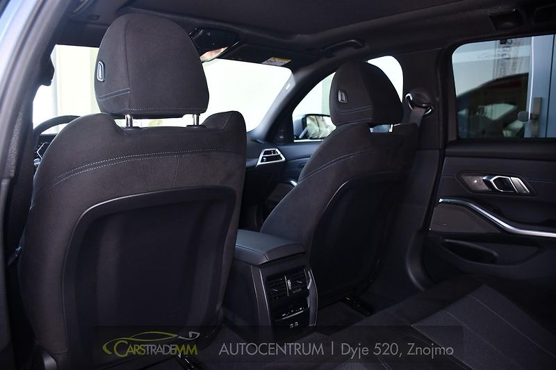 BMW Řada 3 320d xDrive M-SPORT ČR HUD DCC - fotka 12 z 58