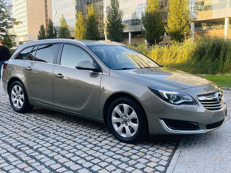 Opel Insignia 2.0CDTi MANUÁL VÝHŘEV LED - fotka 10 z 41