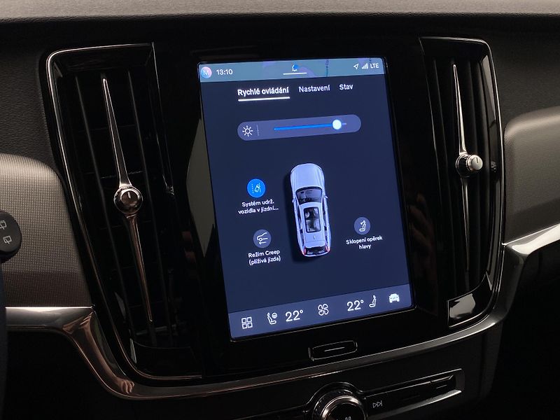 Volvo V90 T6 AWD RECHARGE CORE REZERVACE - fotka 47 z 60