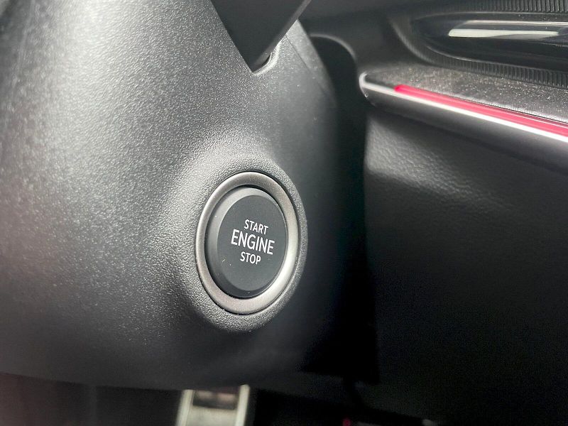 Škoda Superb (2025) COMBI Sportline TD 110 / 2.0 A - fotka 39 z 61