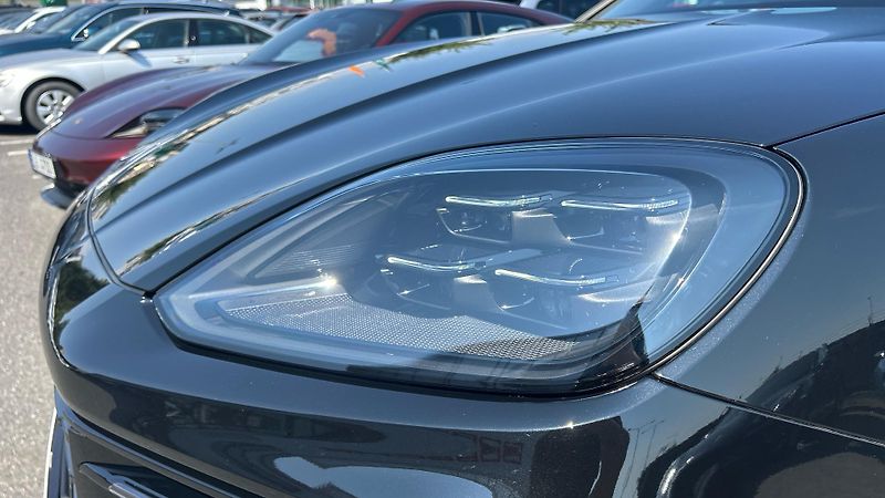 Porsche Cayenne S Coupe E3 II - fotka 13 z 30