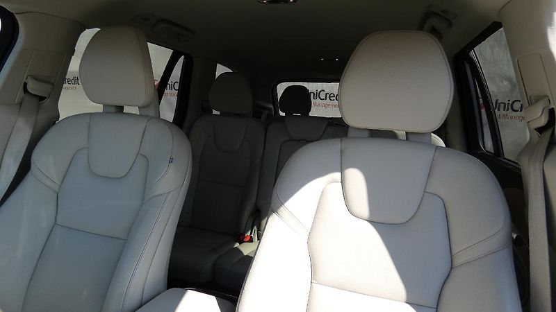 Volvo XC90 T8 AWD Recharge Inscription AT - fotka 7 z 26