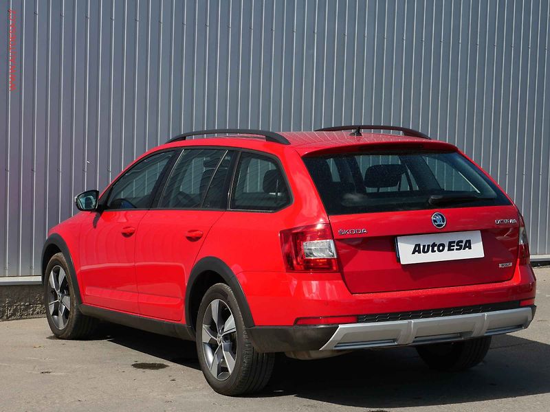 Škoda Octavia (2016) 2.0 TDi 4x4, Scout, DSG - fotka 6 z 26