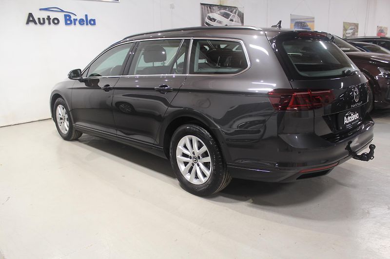 Volkswagen Passat (2022) 2.0TDI DSG Display LED TAŽNÉ - fotka 10 z 37