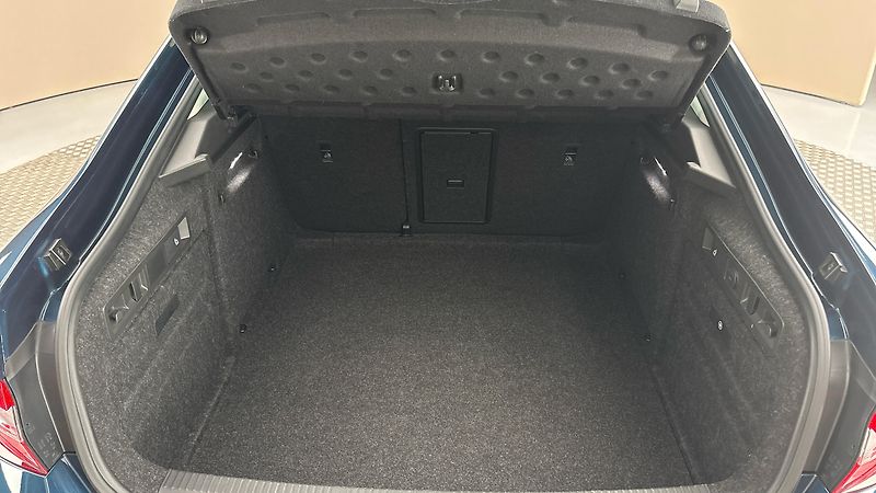 Škoda Superb 2.0 TSI DSG Style - fotka 17 z 28