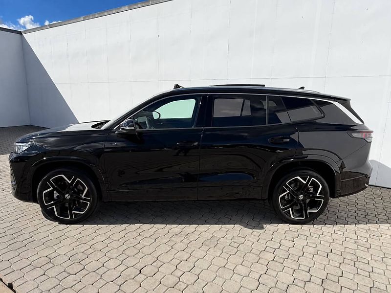 Volkswagen Tayron (2026) R-Line People 4Motion 7DSG 2,0 - fotka 3 z 7