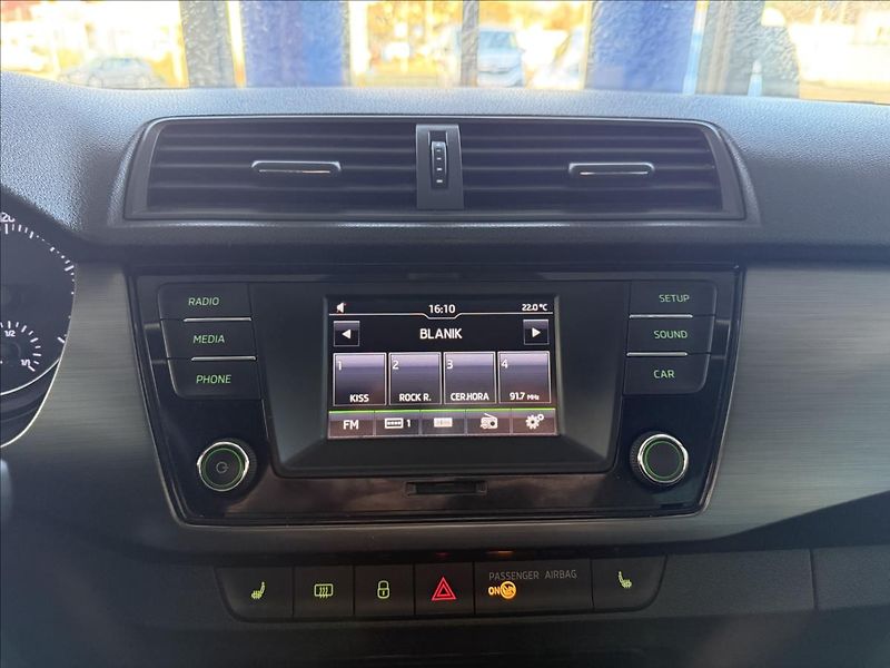 Škoda Fabia 1,2   TSI 81kW,SERVISKA - fotka 17 z 24