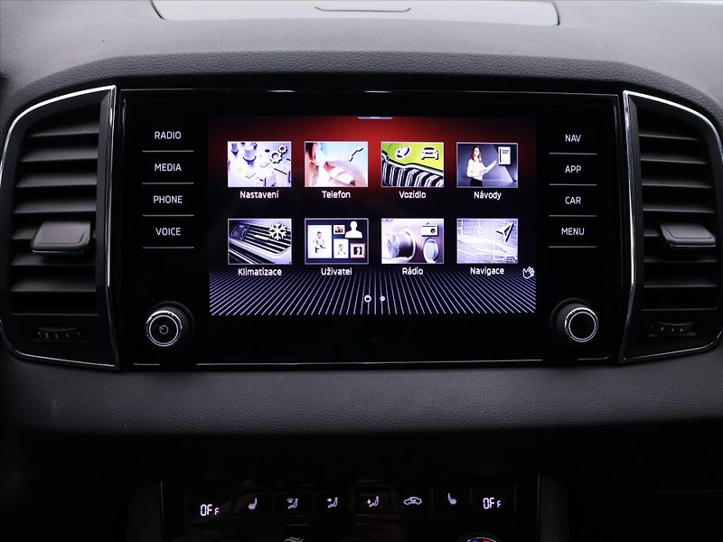 Škoda Karoq 2,0 TDI DSG 4x4 Tour Virtual - fotka 23 z 33
