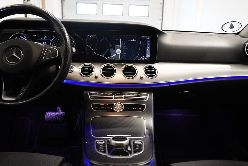 Mercedes-Benz Třídy E (2018) 2,0 AUTOMAT - fotka 23 z 27