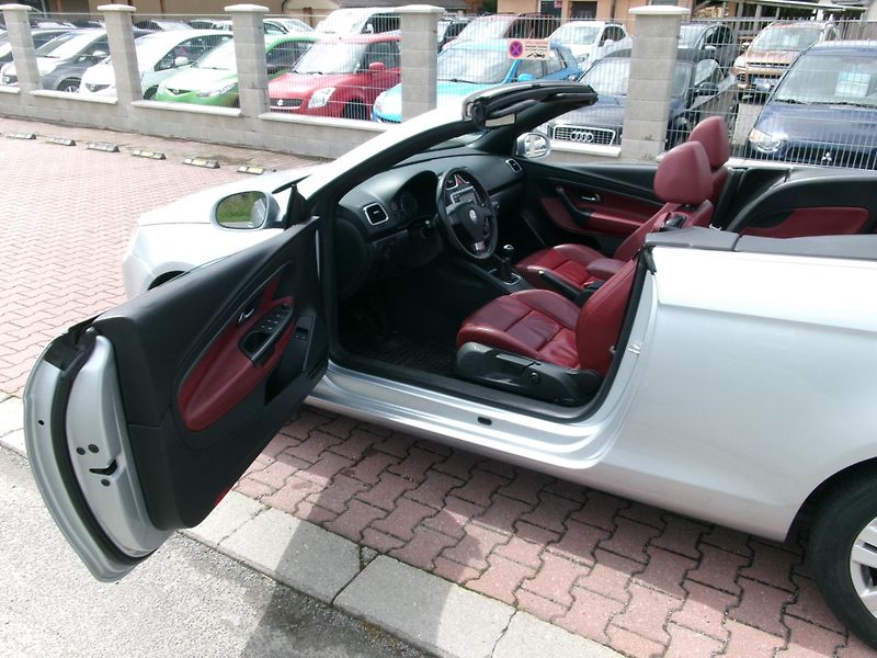 Volkswagen EOS (2008) 2,0TDI 8V CABRIO  - fotka 9 z 45