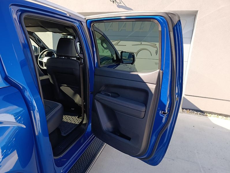 Volkswagen Amarok 3.0TDI 177kW 4X4 AVENTURA ČR  - fotka 39 z 42